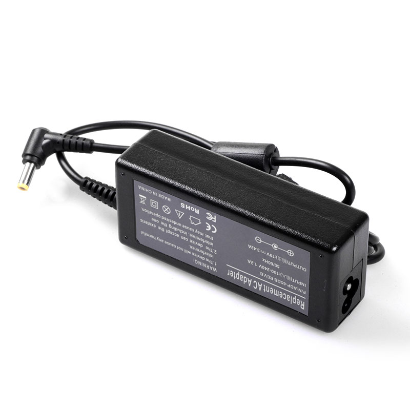 ALIMENTATORE PER NOTEBOOK ASUS / ACER COMPATIBILE 19 Volt - 65 Watt - 3.42 Ampere - 5.5*2.5mm